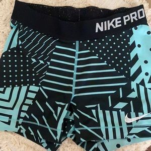 Nike Pro
